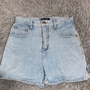 BUM equipment jean short.